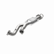 Load image into Gallery viewer, MagnaFlow Conv DF 03-04 4Runner 4.7 Rear
